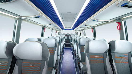 40 Seater King Long Travel Coach Buses CCC / VCA Certificate For Airport