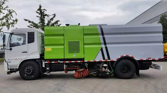 169kw 230hp Road Sweeper Truk Kendaraan Diesel Tipe 12CBM